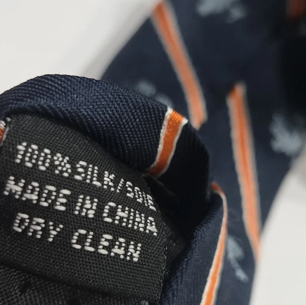 Walt Disney World Elegant Navy Blue and Orange Men's Tie - Picture 2 of 5